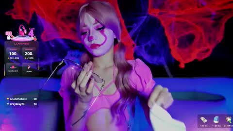 Snapshot of madiixwatson chatting on October 24, 2025, 10:44 am Madison Watson online show from October 24, 2025, 10:44 am