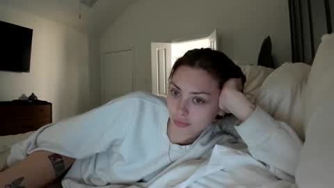 Snapshot of madirose69 chatting on February 9, 2026, 6:45 pm mari rose online show from February 9, 2026, 6:45 pm