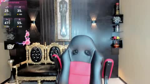 madiso_santiel online show from October 11, 2025, 7:12 pm