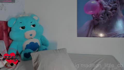 Snapshot of madison_little chatting on February 14, 2025, 4:41 pm Melissa 700 1400 -5 online show from February 14, 2025, 4:41 pm