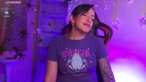 Snapshot of madison_mayer chatting on October 7, 2025, 2:14 pm Madison online show from October 7, 2025, 2:14 pm