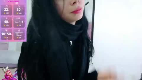 madison_oli online show from October 2, 2025, 3:02 am