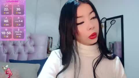 madison_oli online show from October 21, 2025, 11:44 am