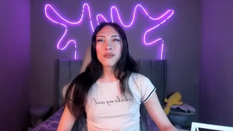 madison_rey__ online show from December 4, 2025, 1:09 pm