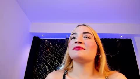 Snapshot of madisonanngel chatting on March 6, 2026, 5:31 pm Madison Angel online show from March 6, 2026, 5:31 pm