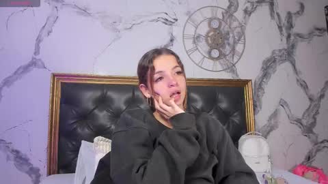 Snapshot of madisonsky_ chatting on January 16, 2026, 1:37 pm madison online show from January 16, 2026, 1:37 pm
