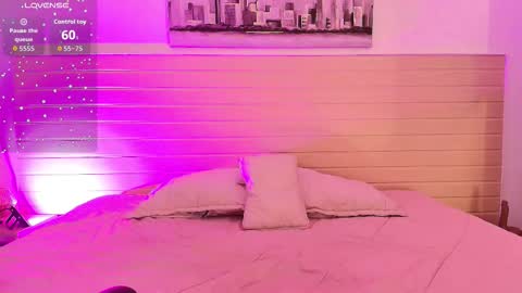    online show from December 22, 2025, 7:00 pm