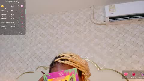 Madisson Lopez online show from November 23, 2025, 3:06 am