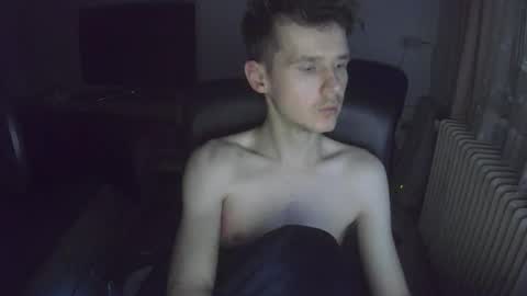 madnessss1215 online show from February 22, 2026, 6:57 am