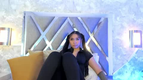 Snapshot of mady_roa chatting on May 30, 2026, 3:53 pm Mady Roa online show from May 30, 2026, 3:53 pm