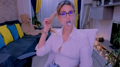 Snapshot of madyeroberts chatting on January 17, 2026, 11:19 pm Madye Roberts online show from January 17, 2026, 11:19 pm