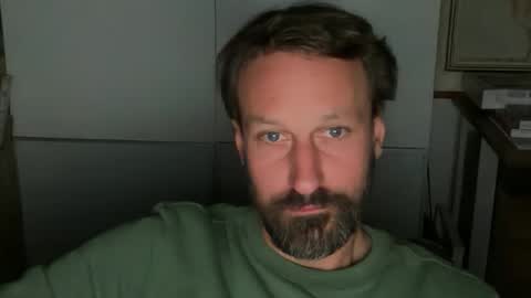 maenu_69 online show from October 31, 2025, 10:00 pm