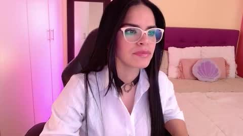 Snapshot of mafer_meow chatting on November 23, 2025, 11:15 pm Mafer Flor online show from November 23, 2025, 11:15 pm