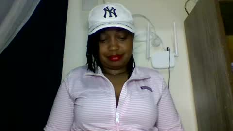 magdalinemus online show from July 4, 2026, 9:43 pm