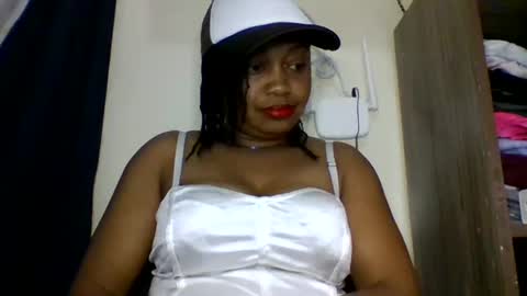 magdalinemus online show from July 8, 2026, 12:42 pm