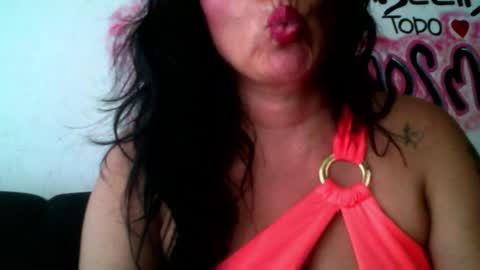 Snapshot of magentastudio2025 chatting on December 3, 2025, 9:02 pm magentastudio2025 online show from December 3, 2025, 9:02 pm