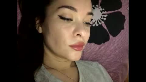 magggg658318 online show from February 3, 2025, 12:03 pm