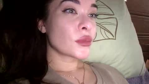 magggg658318 online show from October 14, 2025, 11:33 am