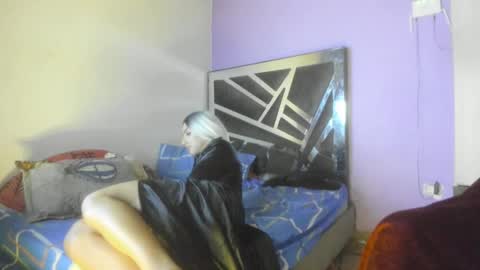 maggie_fit online show from December 15, 2024, 8:19 am