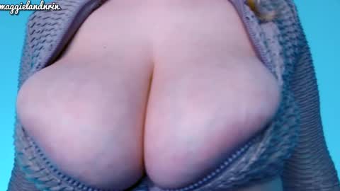 Maggie   online show from October 16, 2025, 3:51 am