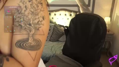   online show from February 19, 2026, 9:33 pm