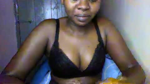 Snapshot of magic_bliss chatting on June 3, 2026, 5:40 pm Bliss online show from June 3, 2026, 5:40 pm