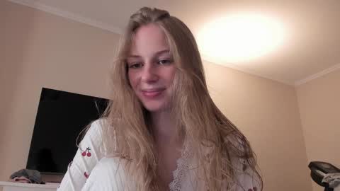 Snapshot of magic_couple13 chatting on January 31, 2025, 11:46 am Alice  online show from January 31, 2025, 11:46 am