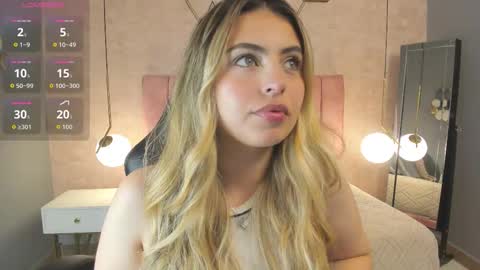 Snapshot of magic_fernanda chatting on October 13, 2025, 9:26 pm Fer online show from October 13, 2025, 9:26 pm