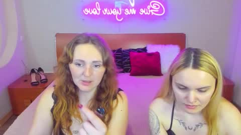 Lili and Bella online show from March 4, 2026, 7:14 am