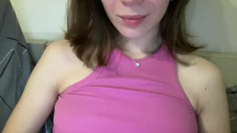 magicgirl50053 online show from April 15, 2026, 7:58 pm