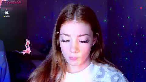 Snapshot of magicladyy chatting on September 27, 2025, 10:37 pm Angel online show from September 27, 2025, 10:37 pm