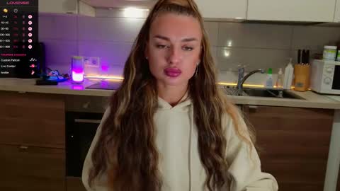 MagicLove online show from November 27, 2025, 9:22 am