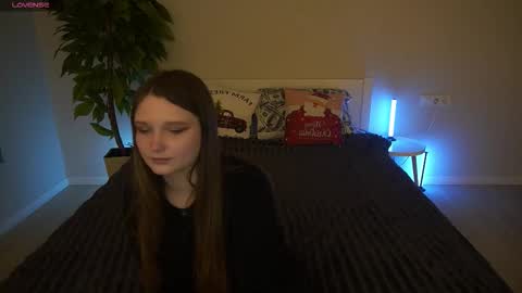 Snapshot of magicpeachhs chatting on February 4, 2026, 1:50 pm Emily online show from February 4, 2026, 1:50 pm