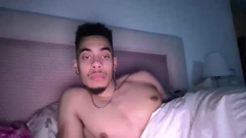 Snapshot of magicsempai chatting on January 23, 2025, 3:22 pm Magicsempai online show from January 23, 2025, 3:22 pm