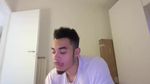 Snapshot of magicsempai chatting on January 28, 2025, 11:49 am Magicsempai online show from January 28, 2025, 11:49 am