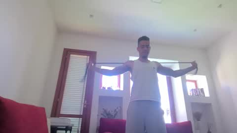 Snapshot of magicsempai chatting on September 24, 2025, 10:29 am Magicsempai online show from September 24, 2025, 10:29 am