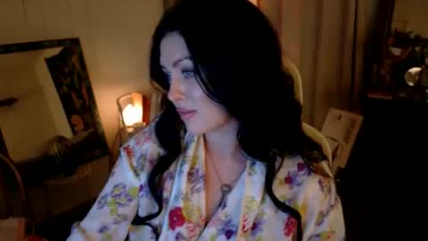 Magnolia Maggie Maggie Jane  online show from May 25, 2026, 8:37 pm