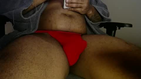 Snapshot of magnumsiwear007 chatting on October 22, 2025, 11:32 am MagnumsIwear online show from October 22, 2025, 11:32 am
