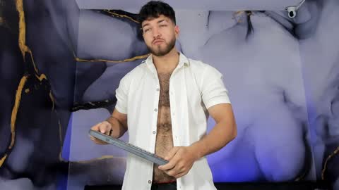 Snapshot of magnus_77 chatting on December 19, 2024, 10:13 am PRINCE online show from December 19, 2024, 10:13 am