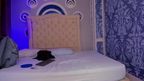 Magnus Alejo online show from November 28, 2025, 11:24 am