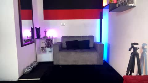 Snapshot of magnus_savage chatting on March 12, 2025, 5:28 pm If you want me to use the Lovense please let me know -- online show from March 12, 2025, 5:28 pm