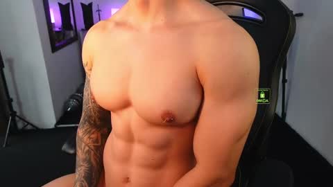 Snapshot of magnus_savage chatting on January 8, 2026, 6:43 pm If you want me to use the Lovense please let me know -- online show from January 8, 2026, 6:43 pm