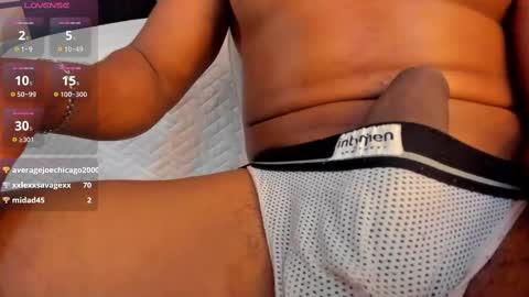 Snapshot of magnusking_ chatting on February 12, 2025, 10:59 pm Magnus King online show from February 12, 2025, 10:59 pm