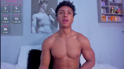 Snapshot of magnusking_ chatting on October 4, 2025, 1:20 pm Magnus King online show from October 4, 2025, 1:20 pm