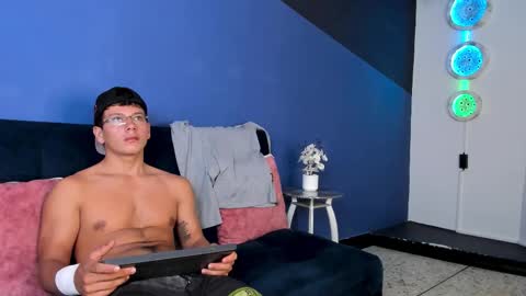 Snapshot of magnusknight_ chatting on December 21, 2025, 3:41 pm Magnus online show from December 21, 2025, 3:41 pm