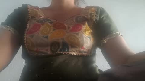 Snapshot of mahi_arora55 chatting on May 16, 2026, 9:06 am Mahi online show from May 16, 2026, 9:06 am