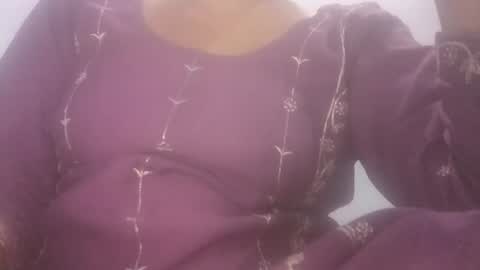 Snapshot of mahi_arora55 chatting on June 9, 2026, 4:07 pm Mahi online show from June 9, 2026, 4:07 pm