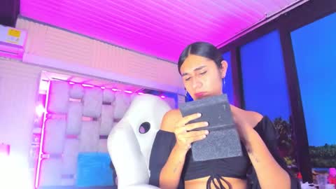 mahiara hot online show from May 15, 2026, 5:31 pm