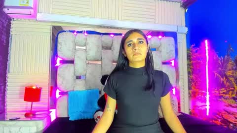 mahiara hot online show from May 25, 2026, 12:55 pm