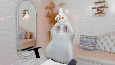 Mai Bigboobs online show from December 4, 2025, 11:41 am